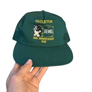 Vintage trucker hat, hazeltons cat, o/s